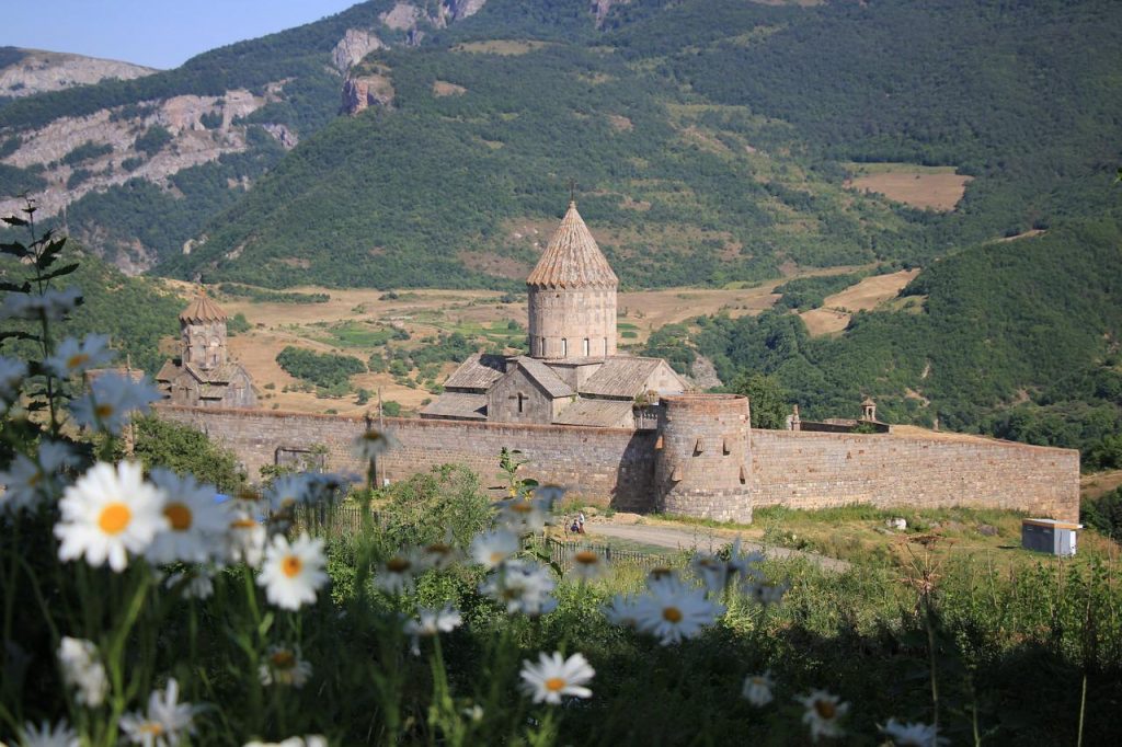 Армения, татевский монастырь